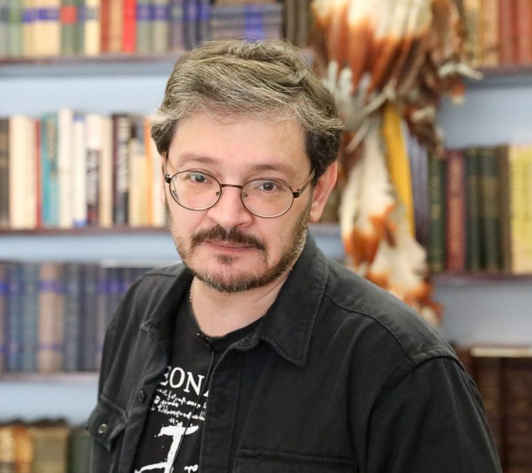 Ведущий рубрики «Строфы» журнала «Фома» Павел Крючков отмечает 60-летие