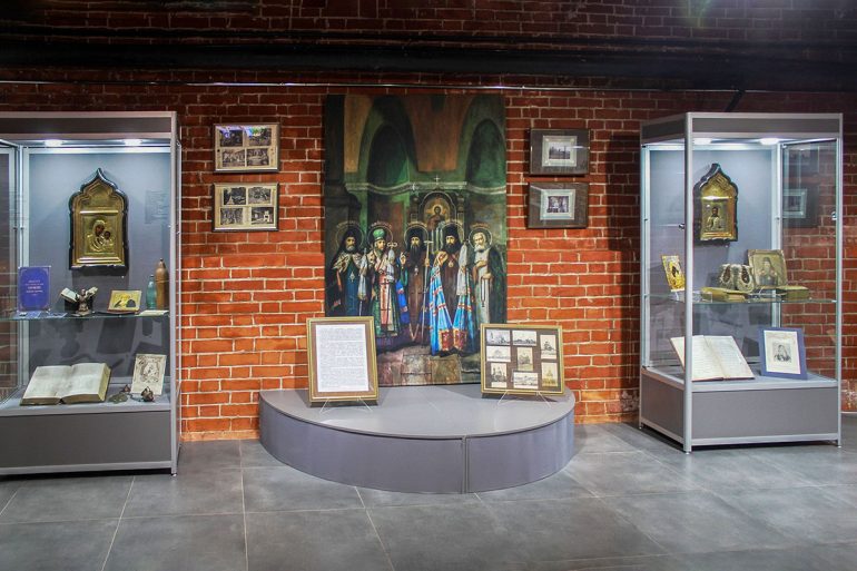 В Тамбове проходит выставка РВИО, которая знакомит с особо почитаемыми святыми Тамбовской земли