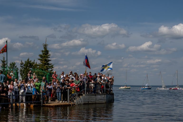 В память о чудесном спасении Евфросинии Московской и ее детей состоялся крестный ход по водам Плещеева озера