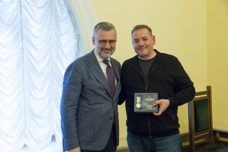 Владимир Легойда встретился с православными волонтерами из зоны конфликта
