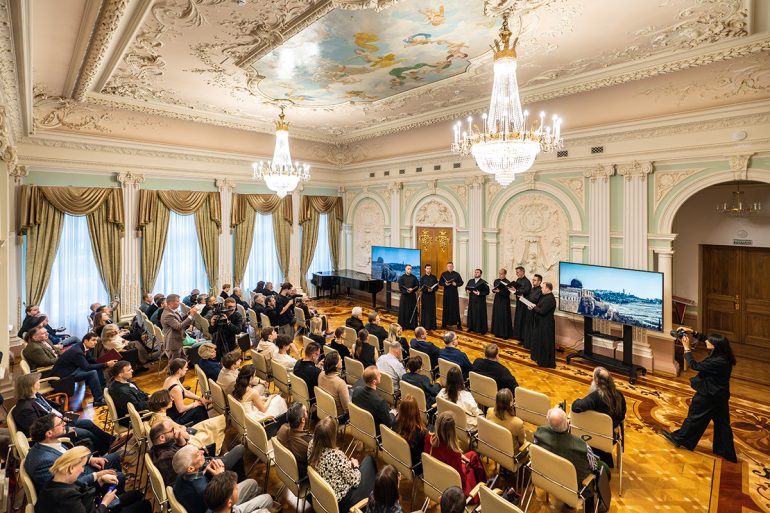 В Москве дали старт Международной литературной премии «Видеть и Слышать»