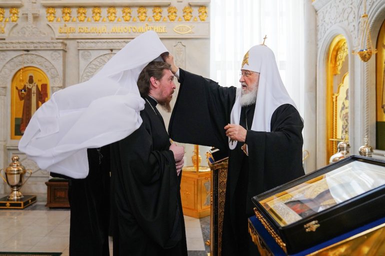 Кто такой епископ и что он реально делает