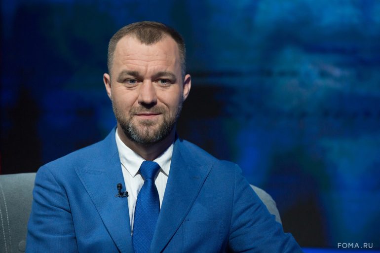 Защита Отечества в реальности и в сети. Парсуна ученого Константина Гнидко