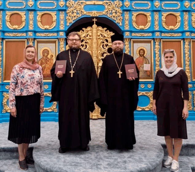 Священники Русской Православной Церкви впервые прошли профессиональную аттестацию переводчиков русского жестового языка