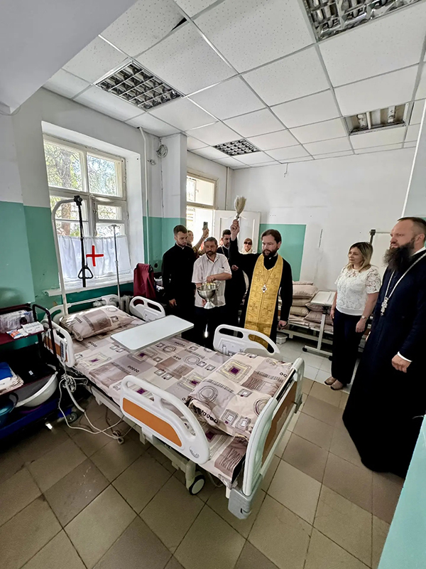 Больница святителя Алексия открыла в Бердянске учебный класс для подготовки медсестер и добровольцев по уходу