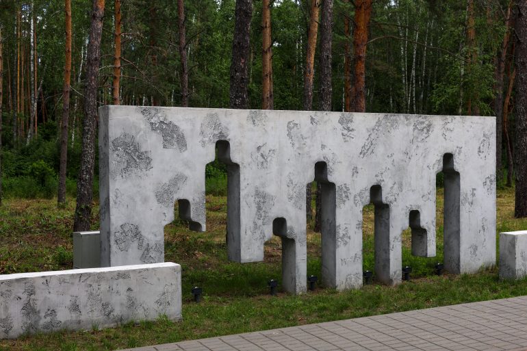 Фотожурналист из России проехала по Беларуси и увидела, как в ней хранят память о героях Великой Отечественной войны