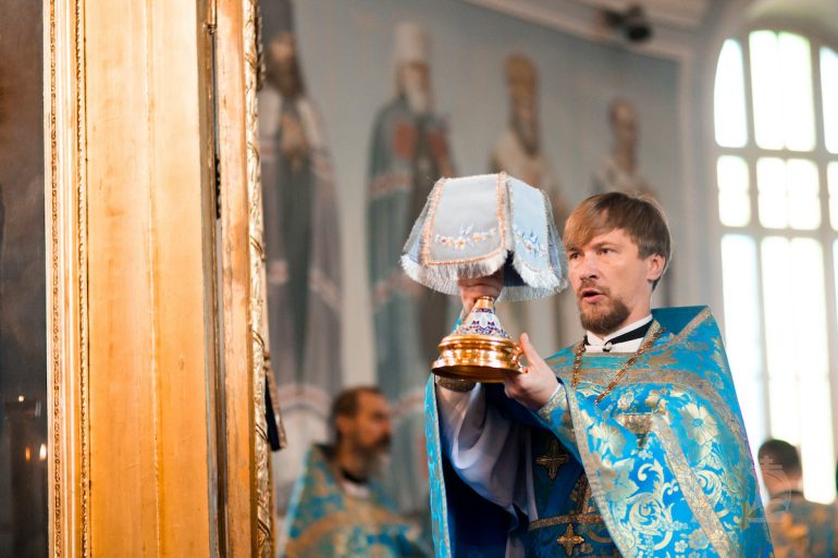 Богослужение на Успение Пресвятой Богородицы: подробный разбор