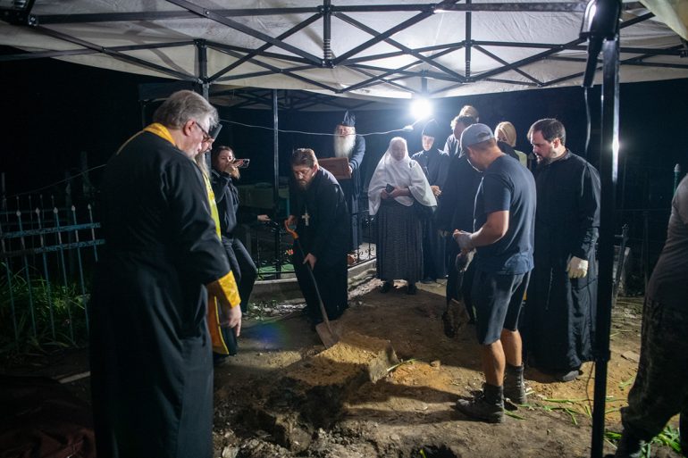 Найдены предполагаемые мощи блаженного и исповедника Афанасия Орловского, которого более 18 лет держали в психлечебницах
