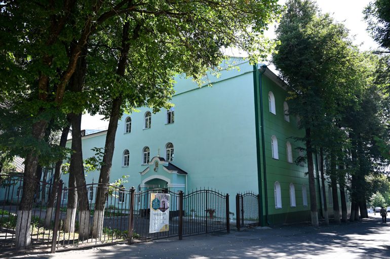 В Брянске больница святителя Алексия открыла учебный класс по подготовке сестер милосердия: это уже 25-й подобный класс в России
