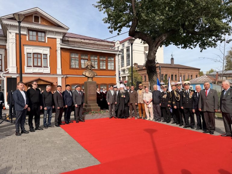 В Уфе открыли памятник-бюст святому адмиралу Федору Ушакову