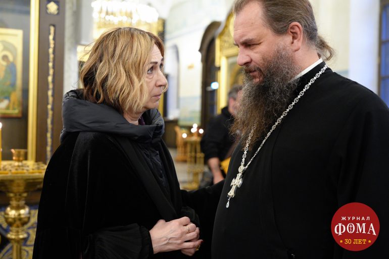 Журнал «Фома» отпраздновал 30-летие: сотрудники редакции и друзья собрались в храме святителя Николая на Трех Горах