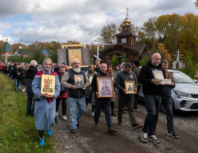 В деревне священника-путешественника Феодора Конюхова заложили новый храм с духовно-просветительским центром