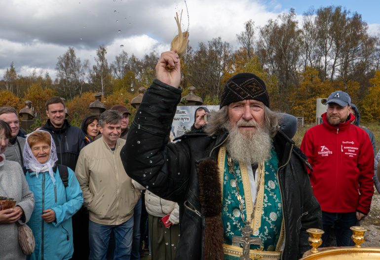 В деревне священника-путешественника Феодора Конюхова заложили новый храм с духовно-просветительским центром