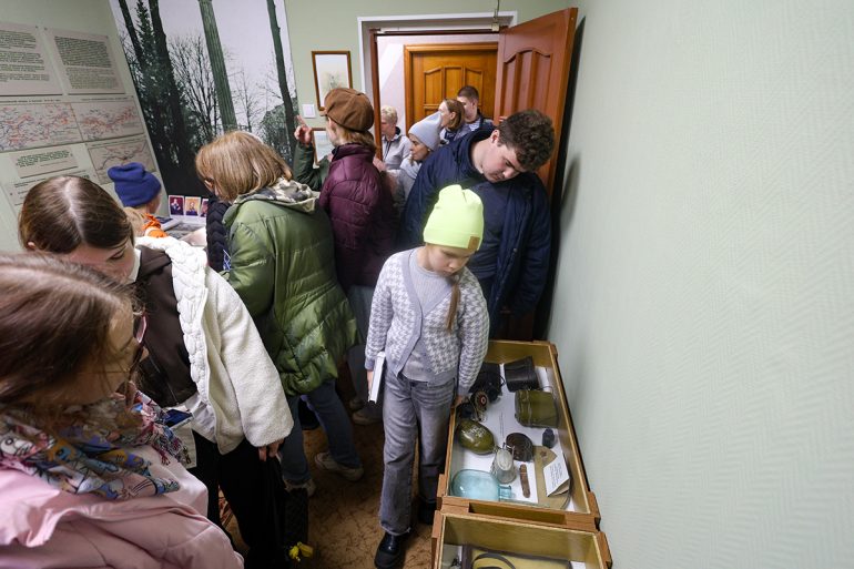 Монастырь, приютивший партизан, и храм, в котором перевязывали ополченцев: фоторепортаж с мест ожесточенных боев в 1941-м