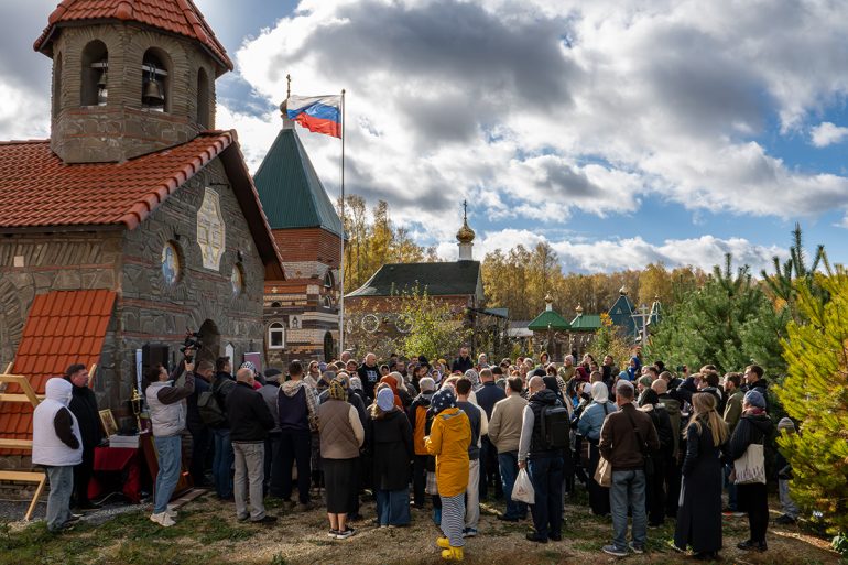 В деревне священника-путешественника Феодора Конюхова заложили новый храм с духовно-просветительским центром