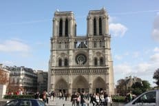 Великим постом в соборе Парижской Богоматери будут совершаться православные молебны