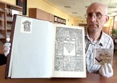В Минске презентовали оцифрованную Берестейскую Библию XVI века