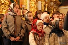 В Киеве прошел детский молебен о мире в Украине