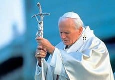 Католики канонизируют Папу Римского Иоанна Павла II в апреле 2014 года