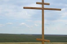 В Оренбургской епархии установили поклонный крест на месте расстрела священников