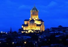 В Тбилиси протестовали против осквернения святынь